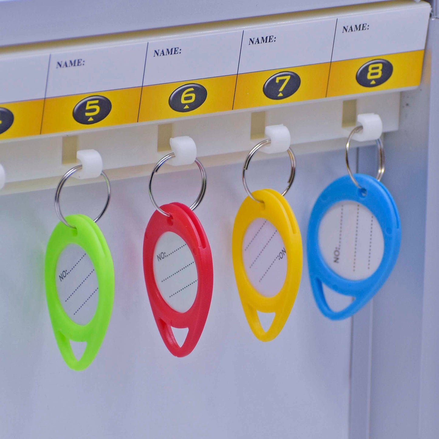 Gift To Love | Key Box Aluminum Cabinet | Pcs : 32 Keychain | Code : H-1032