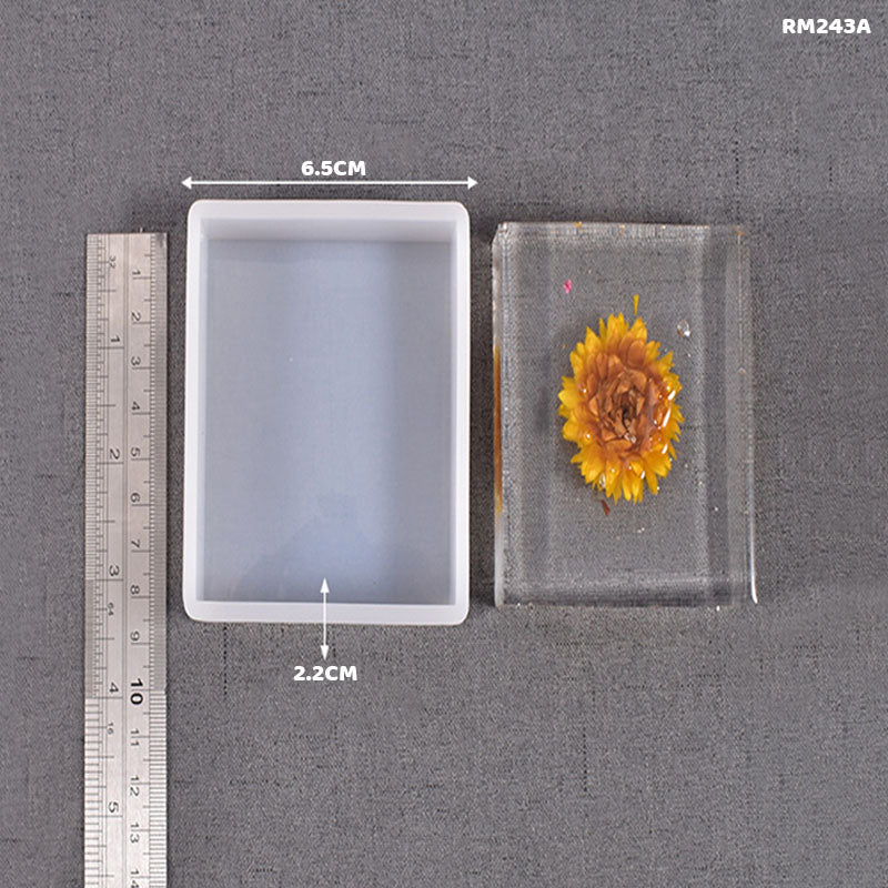 Gift To Love | Silicon Mould Block | Size : 6.5 Cm X 9 Cm X 22 Mm | Code : RM243A