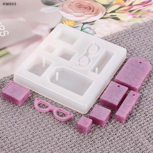Gift To Love | Silicone Mold | Size : 9 X 8 Cm | Code : RM893