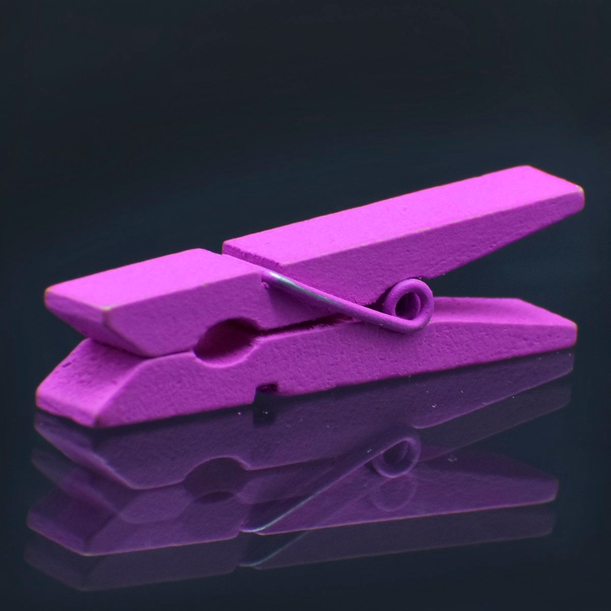 Gift To Love | Wooden Clip | Color : Big Colour | Size : 45 Mm | Pcs : 100 Pcs | Code : 100P45MMC