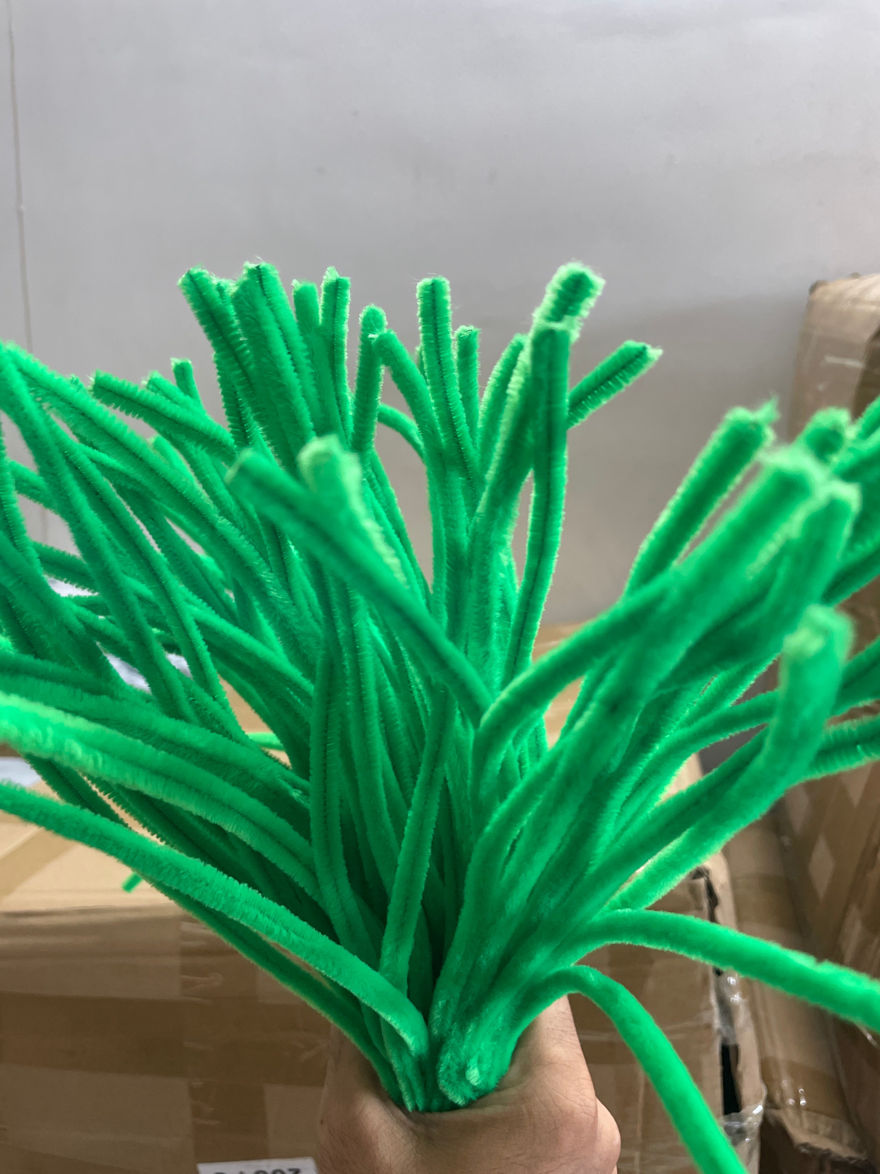 Craft Pipe Cleaner Plain (100 Pcs 1 Packet & Color Light Green)