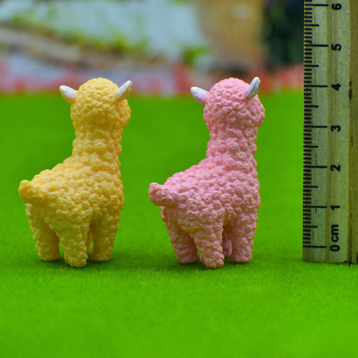 Gift To Love | Miniature Model Alpaca | Color : Pink And Yellow | Pcs : 2 Pcs | Code : C0099-A