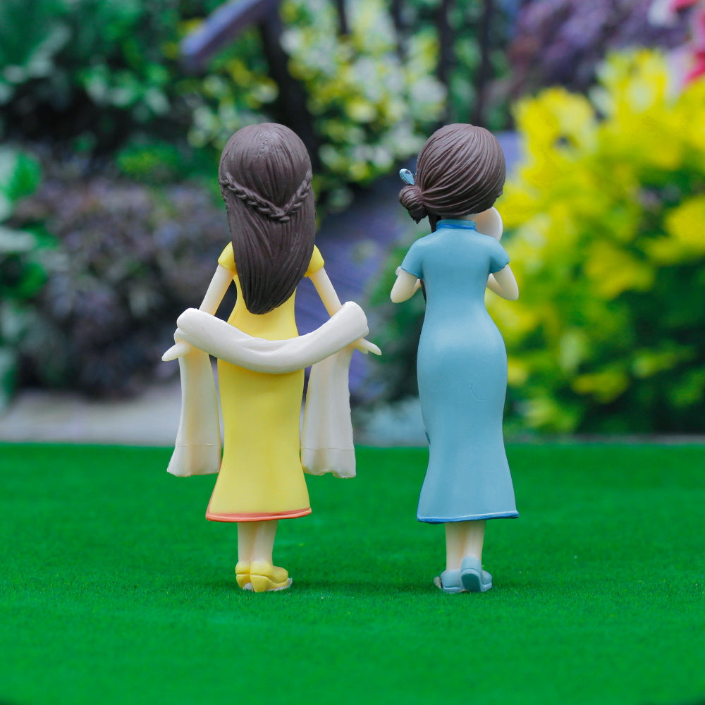 Gift To Love | Miniature Model Girls | Color : Mix | Pcs : 2 Pcs | Code : C1301-3-4