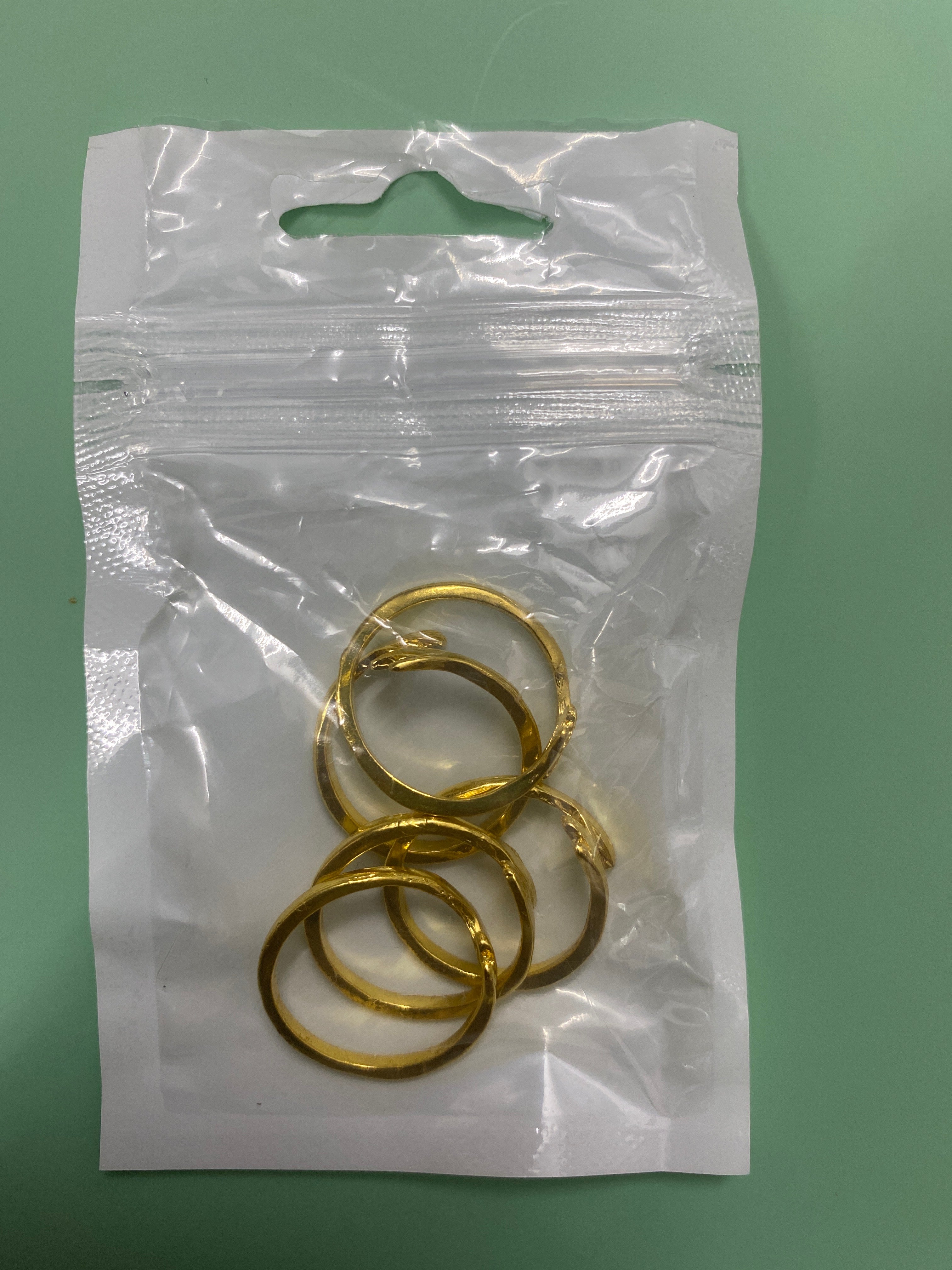 Hug Ring Gold ( 5 pcs)