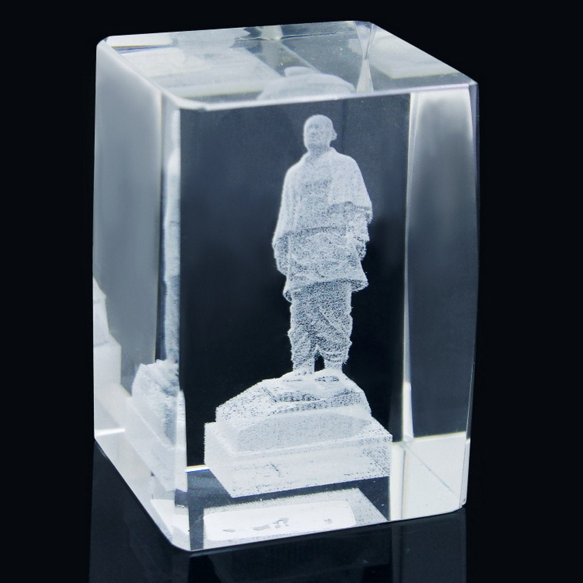 Gift To Love | Crystal Cube Sardar Patel | Size : 5 X 5 X 8 | Code : CC5000