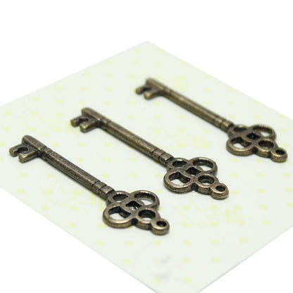 Gift To Love | Craft Metal Charms Key Small | Pcs : 3 Pcs | Code : CMCK00