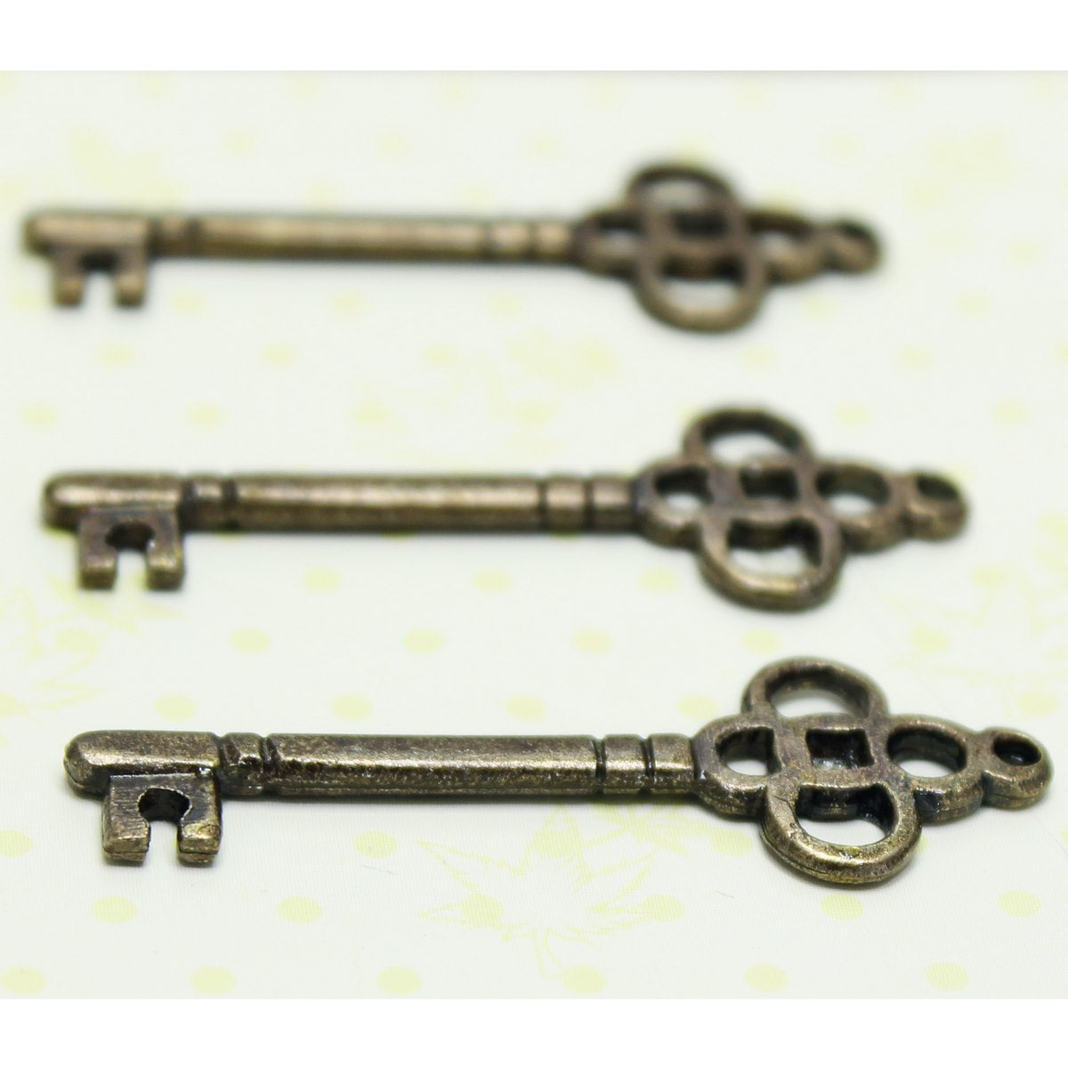 Gift To Love | Craft Metal Charms Key Small | Pcs : 3 Pcs | Code : CMCK00