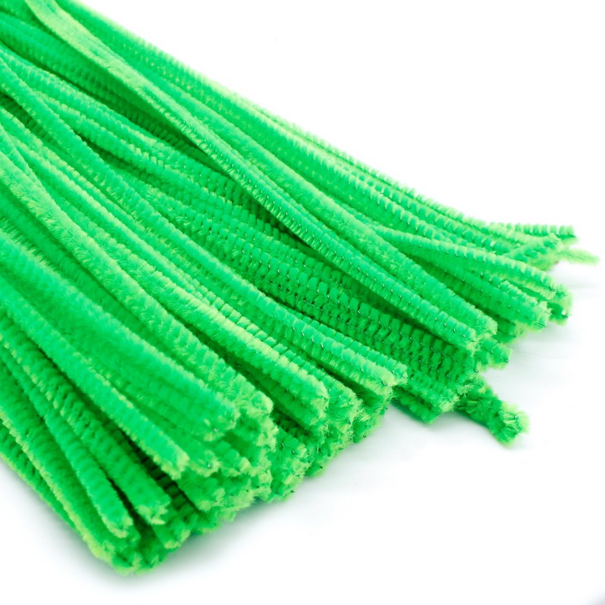 Gift To Love | Craft Pipe Cleaner | Color : Green | Size : 7 Mm X 30 Cm | Pcs : 100 Pcs | Code : FS-MTGN