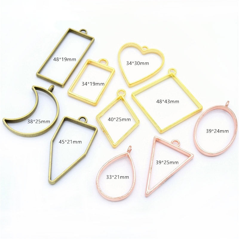 Gift To Love | Bezels Mix Shape Set | Color : Gold | Pcs : 10 Pcs | Code : GSMG