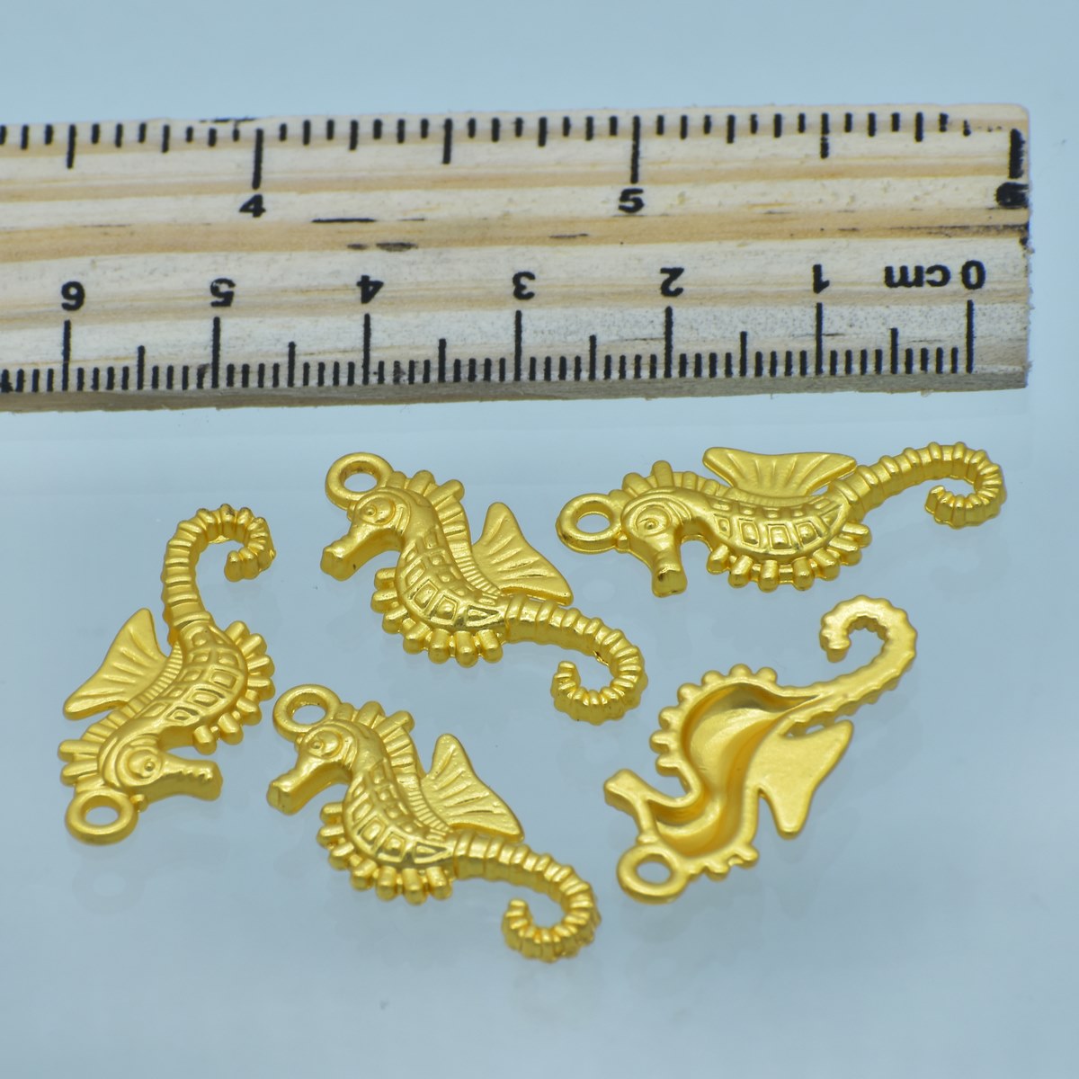 Gift To Love | Metal Craft Fitting | Color : Gold | Pcs : 5 Pcs | Code : JPG-5255