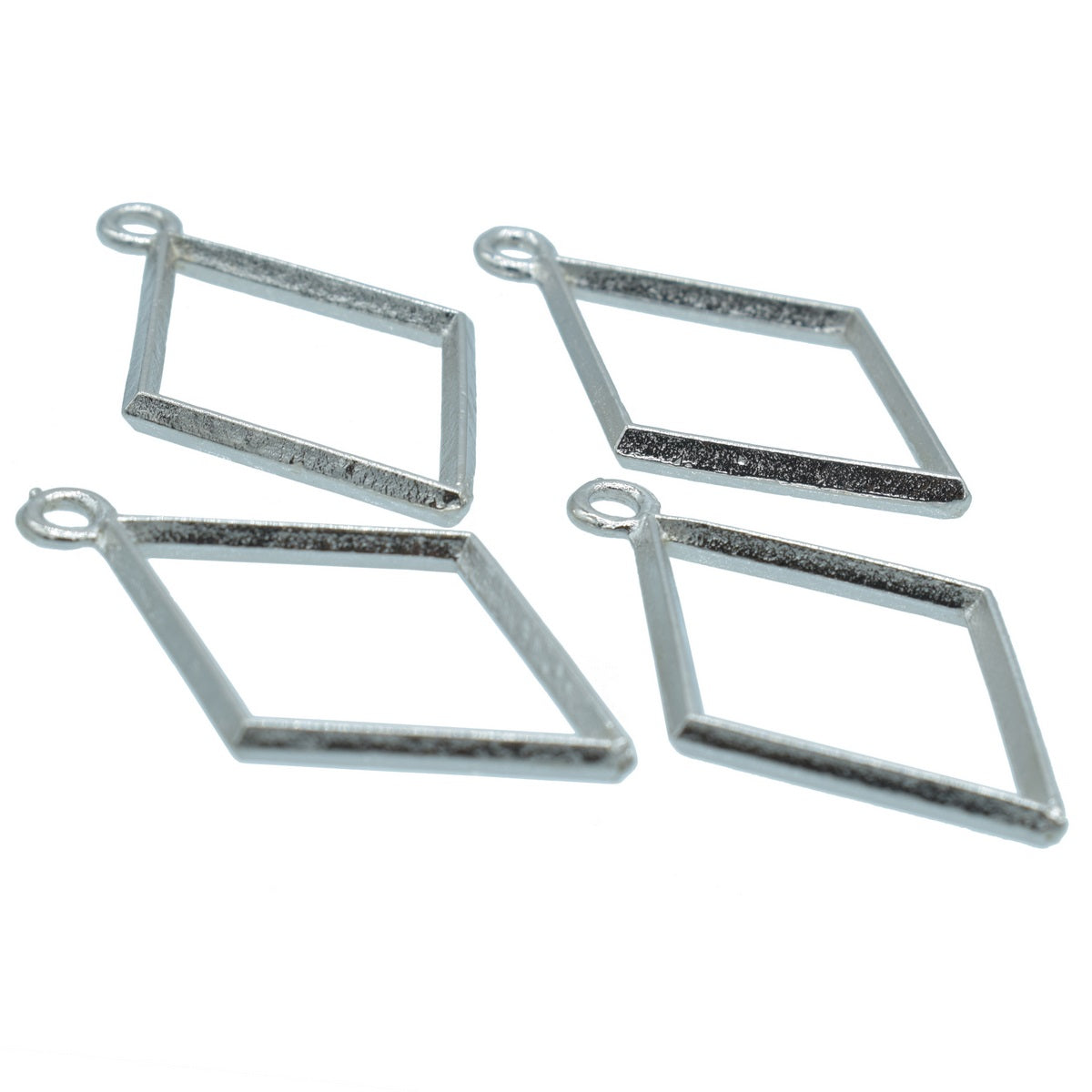 Gift To Love | Metal Imitation Rhombus | Color : Silver | Pcs : 4 Pcs | Code : JRDA16