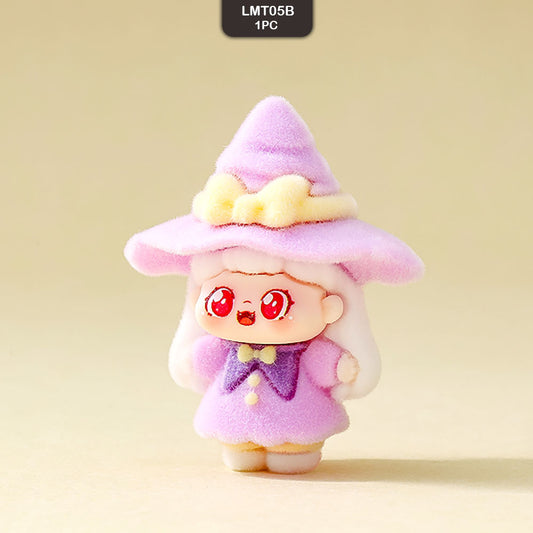 Gift To Love | Miniature Model Labubu | Code : LMT05B