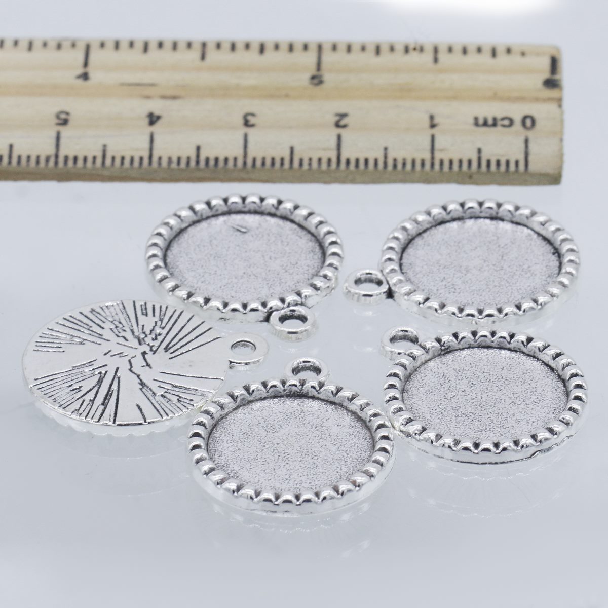 Gift To Love | Metal Craft Fitting Round | Pcs : 5 Pcs | Code : MC-5194