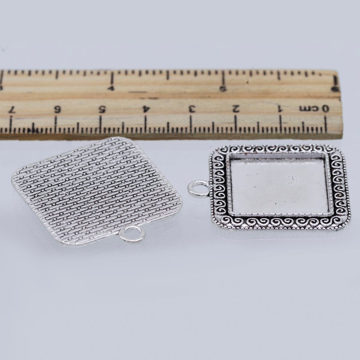 Gift To Love | Metal Craft Fitting Square Mirror | Pcs : 2 Pcs | Code : MC-5334