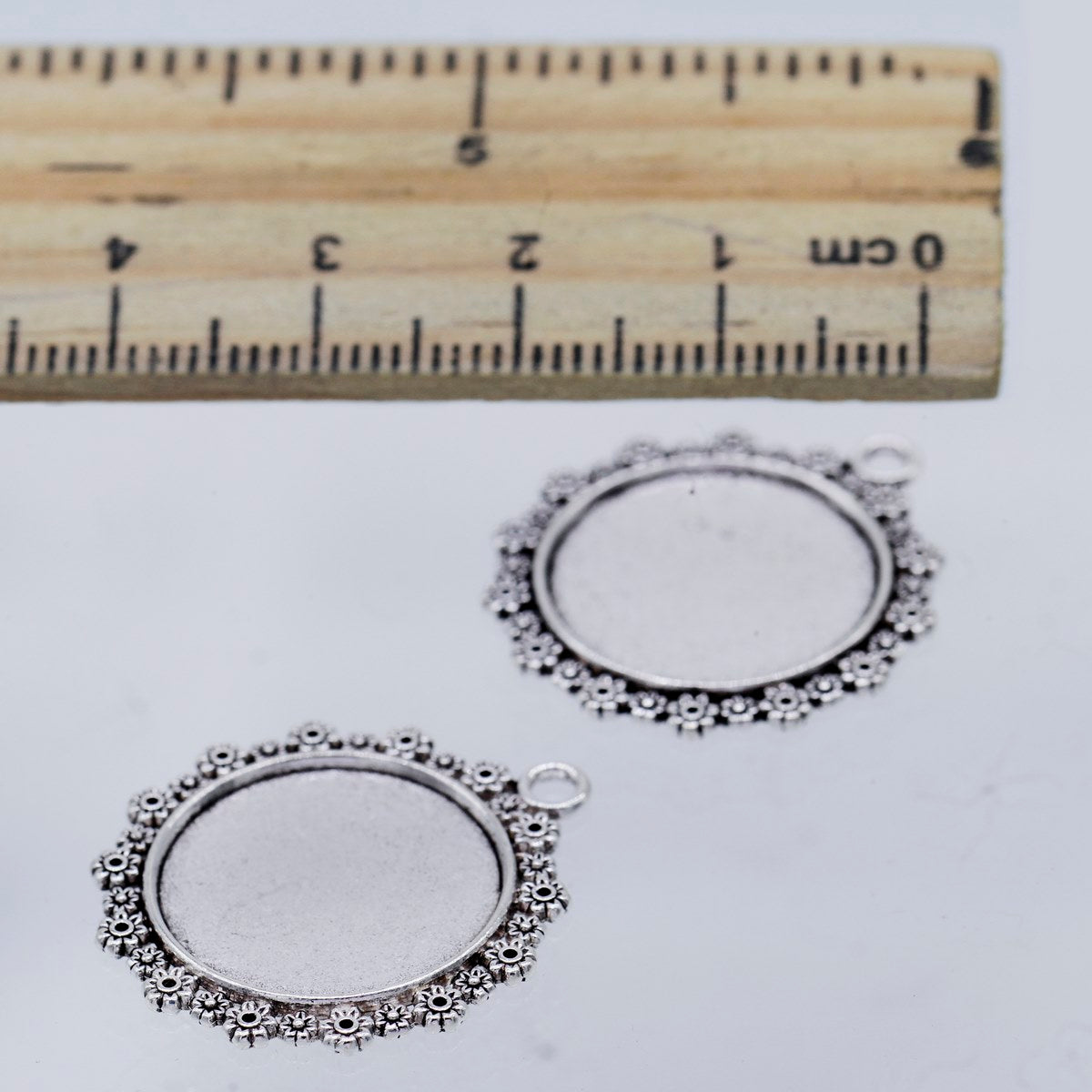 Gift To Love | Metal Craft Fitting Round | Pcs : 2 Pcs | Code : MC-5353