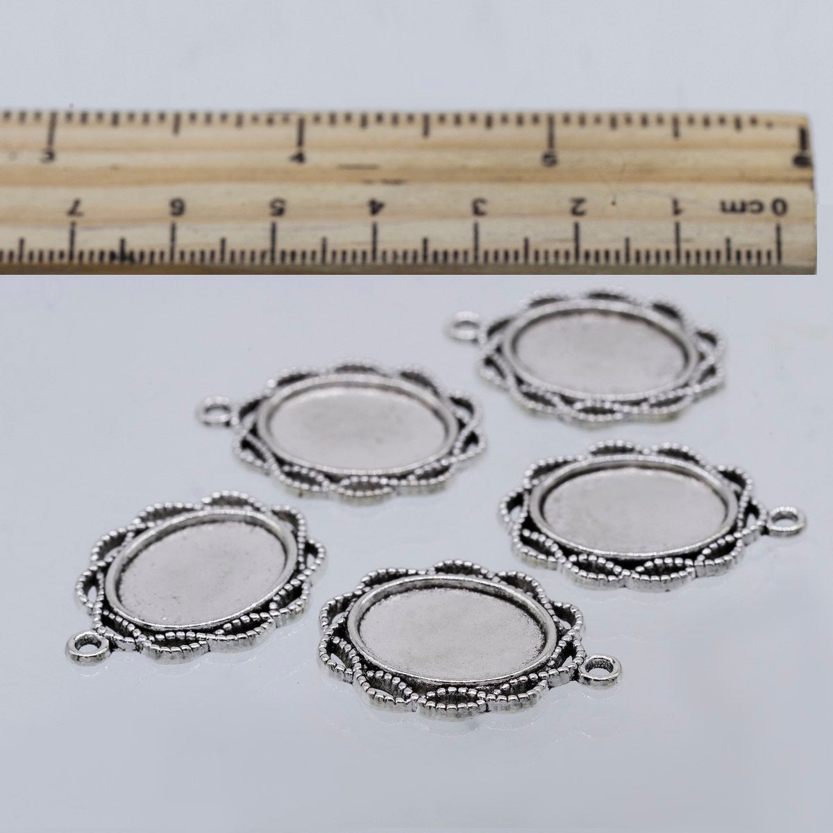 Gift To Love | Metal Craft Fitting Oval Mirror | Pcs : 5 Pcs | Code : MC-589