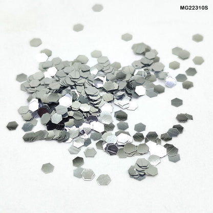 Gift To Love | Glitter Sequins | Color : Silver | Size : 1-16 | Pcs : 10 Gm | Code : MG22310S