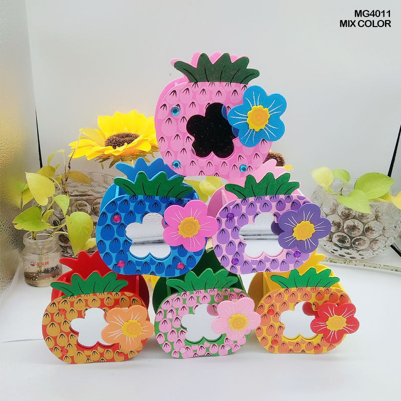 Gift To Love | Wooden Clip With Pen Holder | Code : MG4011