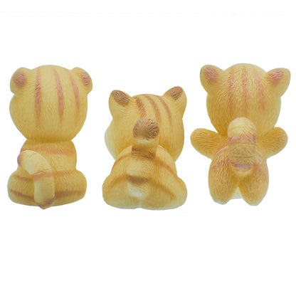 Gift To Love | Miniature Model Cat | Color : Brown | Pcs : 3 Pcs | Code : MMA63