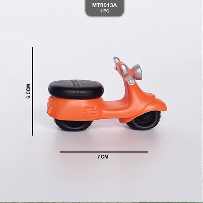 Gift To Love | Miniature Model Scooter | Color : Orange | Code : MTR013A