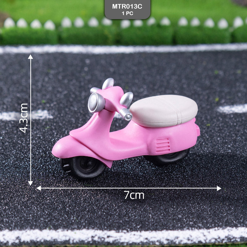 Gift To Love | Miniature Model Scooter | Color : Pink | Code : MTR013C