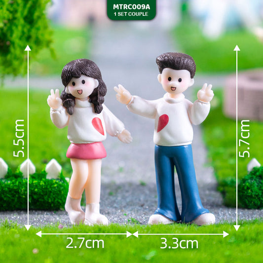 Gift To Love | Miniature Set Of 1 Couple | Code : MTRC009A