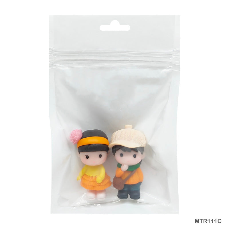 Gift To Love | Miniature Model Couple | Pcs : 1 Set | Code : MTRC111C