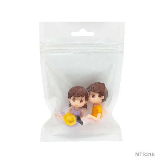 Gift To Love | Miniature Model Couple | Pcs : 1 Set | Code : MTRC316
