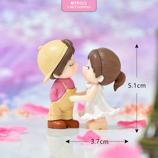 Gift To Love | Miniature Model Couple | Pcs : 1 Set | Code : MTRC323