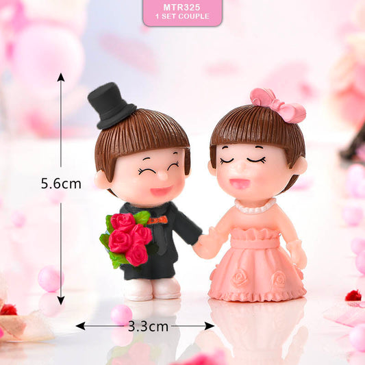 Gift To Love | Miniature Model Couple | Pcs : 1 Set | Code : MTRC325A