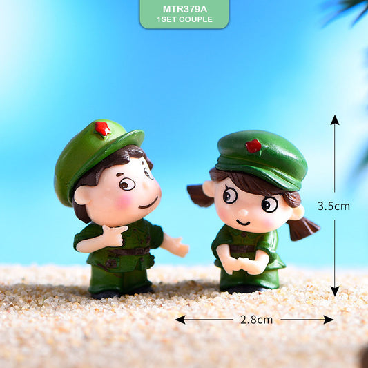 Gift To Love | Miniature Model Couple | Pcs : 1 Set | Code : MTR379A