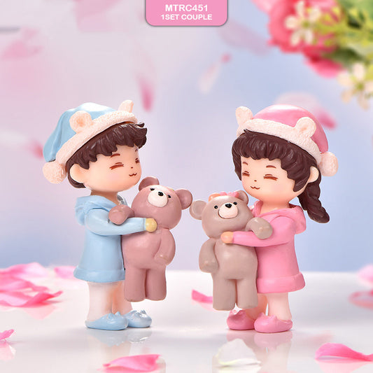 Gift To Love | Miniature Model Couple | Pcs : Set Of 1 | Code : MTRC451