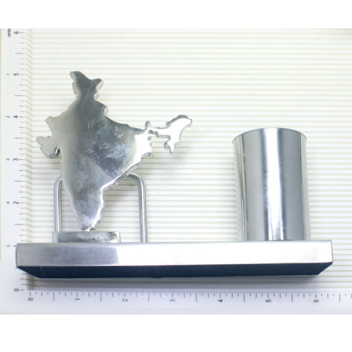 Gift To Love | Table  India Map With Pen Stand | Code : TT435