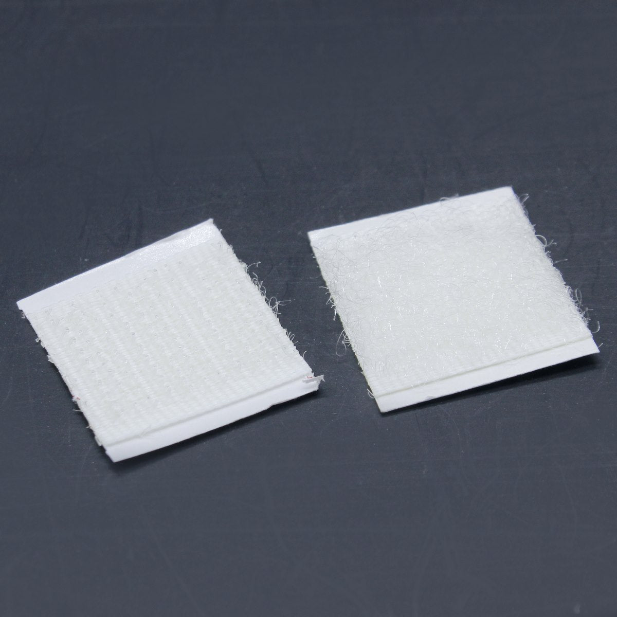 Gift To Love | Velcro Square | Color : Mixed Colors | Size : 20 X 20 Mm | Pcs : 24 Pcs | Code : VS20MM
