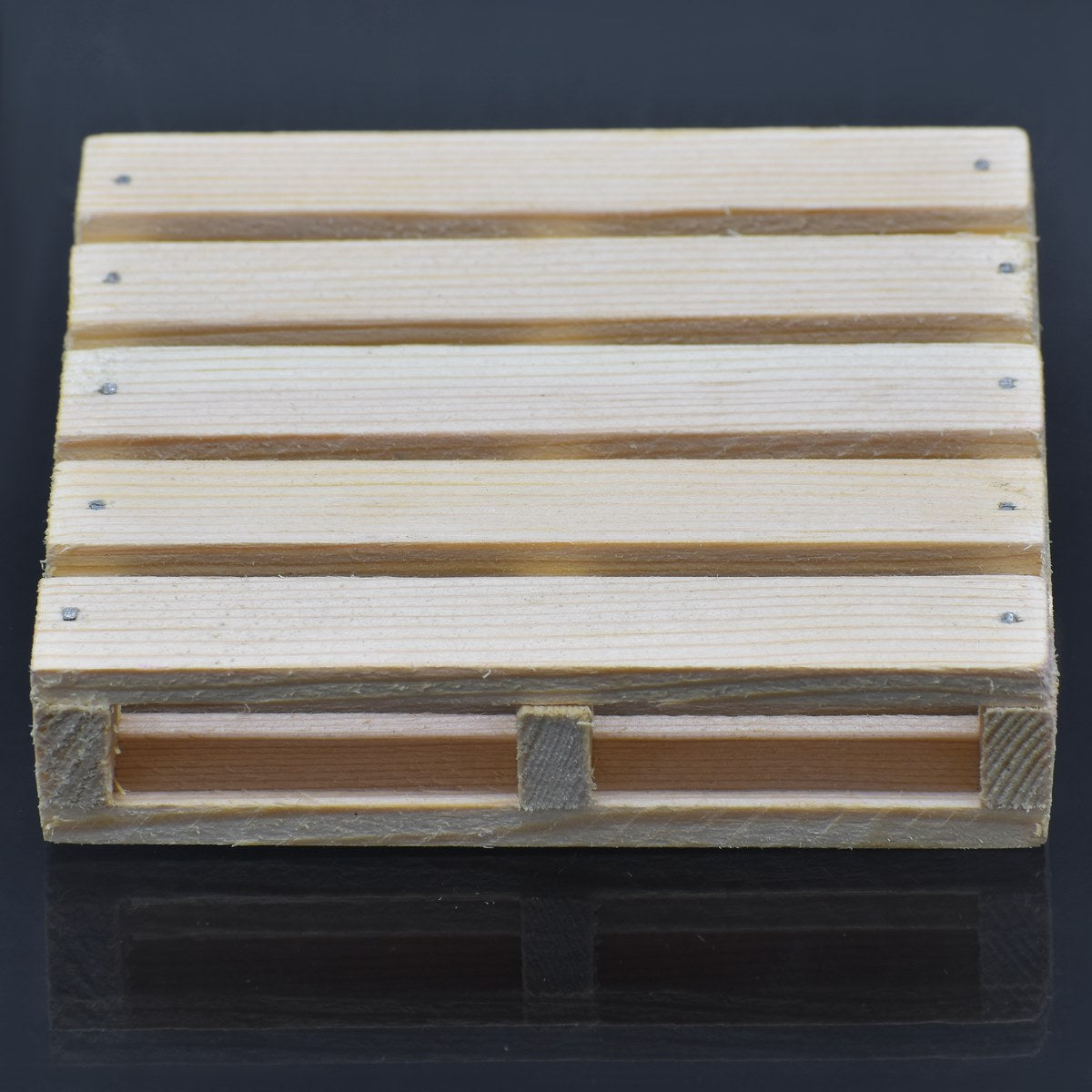 Gift To Love | Wooden Pallet Two Way | Size : 4 Inch | Code : WPTW00