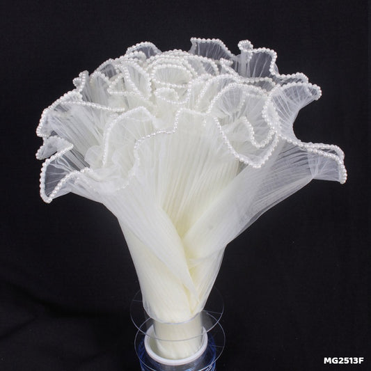 Gift To Love | Wrapping Paper Net Wrinkled With White Ball Chain | Color : Off White | Code : MG2513F